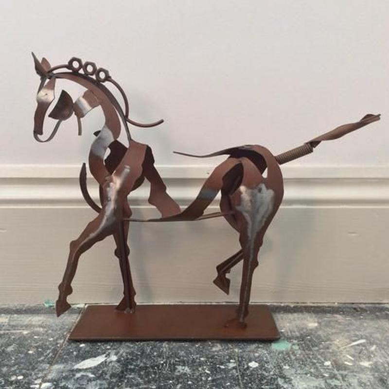 Rheinwing™ Hohles Pferd-Ornament aus Metall